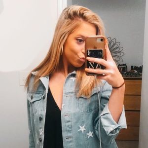 Meet your Posher, Kelsey